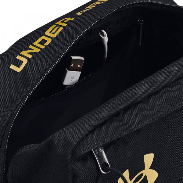 trousse-de-toilette-contient-une-trousse-de-voyage