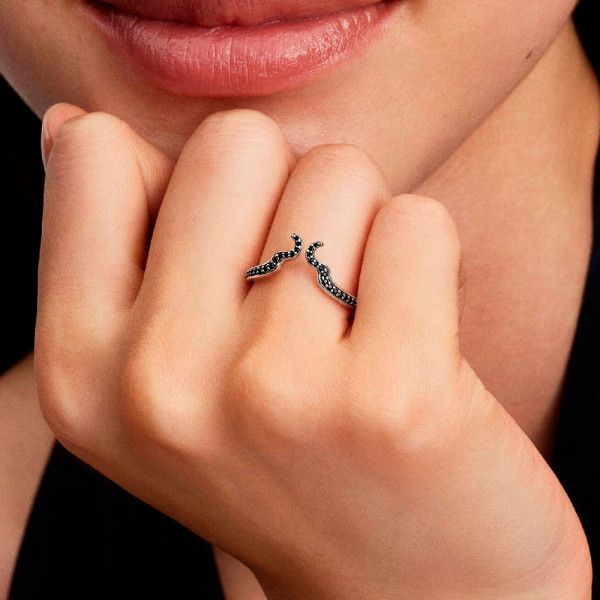 anello-di-malefica-dei-cattivi-disney