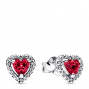 orecchini-a-bottone-con-cuore-rosso-in-rilievo