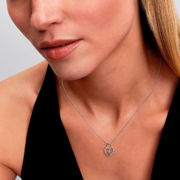 sparkling-heart-lock-necklace