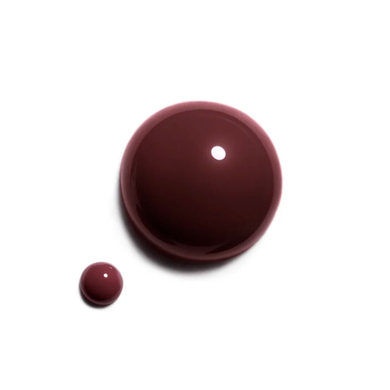 le-vernis-colore-e-brillantezza-a-lunga-durata