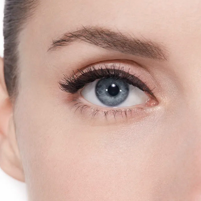 le-liner-de-chanel-eyeliner-hojpraecisions-langtidsholdbar-og-vandtaet-vaeske