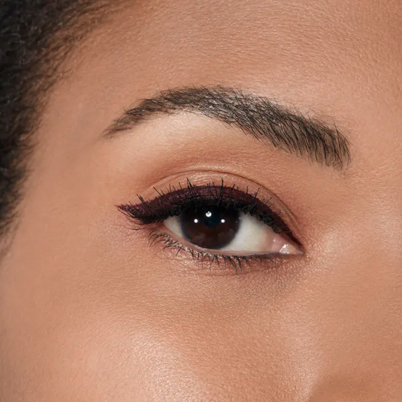 le-liner-de-chanel-eyeliner-liquido-de-alta-precision-larga-duracion-y-waterproof