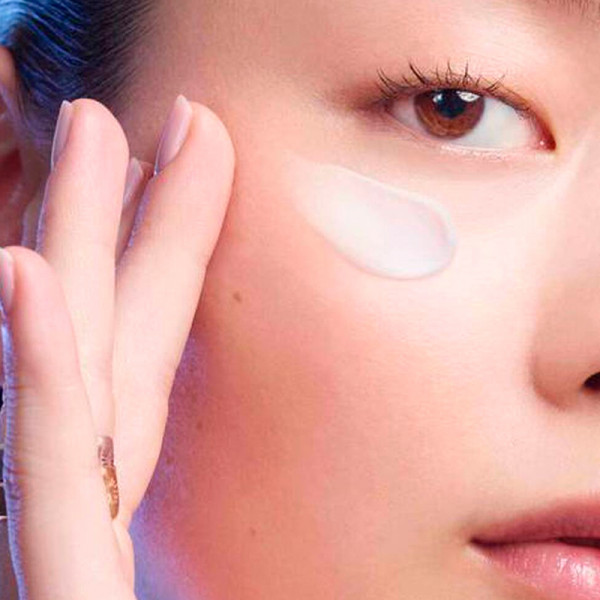 renergie-augencreme-anti-aging-augenkonturcreme