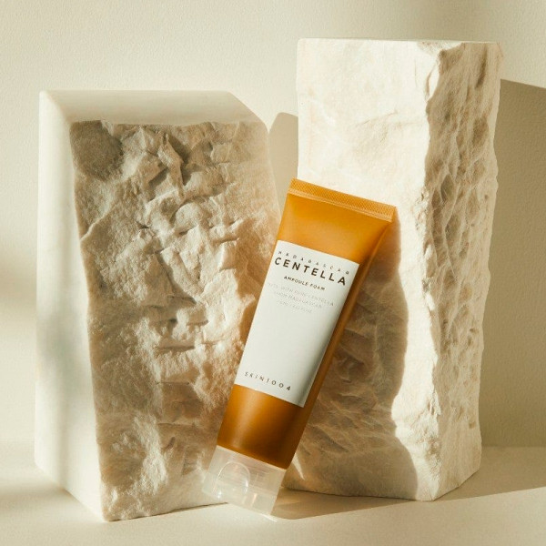 madagascar-centella-ampoule-foam-djuprengorande-ansiktsgel