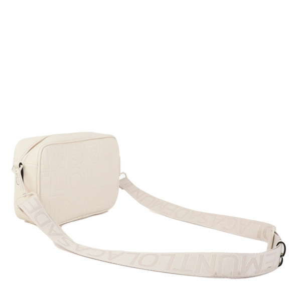 borsa-a-tracolla-con-monogramma-cucito