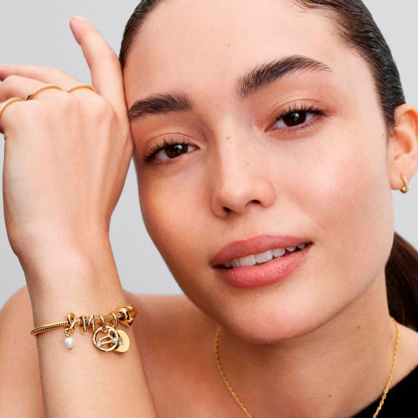 snake-chain-bracelet-with-heart-clasp-563050c00