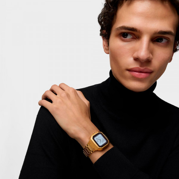 smartwatch-b-connect-con-bracciale-in-acciaio-dorato