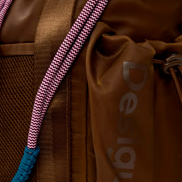 mochila-media-com-multiplas-posicoes