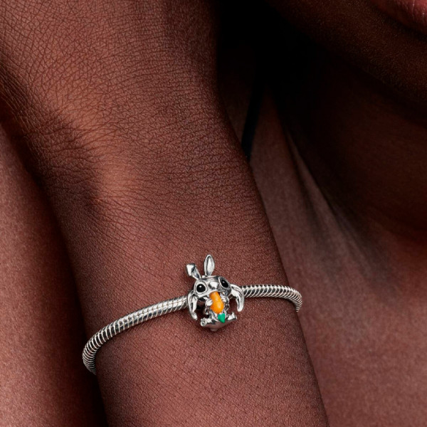 charm-stitch-conejo-de-pascua-de-disney-794498c01