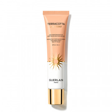 terracota-joli-teint-fargbehandling-for-vacker-hud-en-frasch-och-halsosam-ansiktseffekt