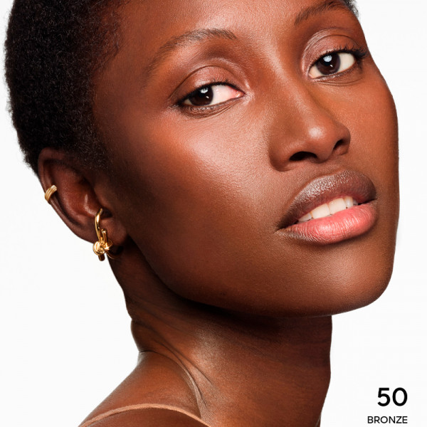 terracota-joli-teint-soin-couleur-pour-une-belle-peau-un-effet-visage-frais-et-sain