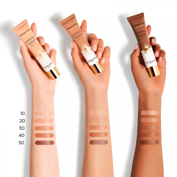 terracota-joli-teint-soin-couleur-pour-une-belle-peau-un-effet-visage-frais-et-sain