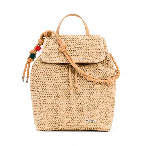 kleiner-bastrucksack-mit-anhangern