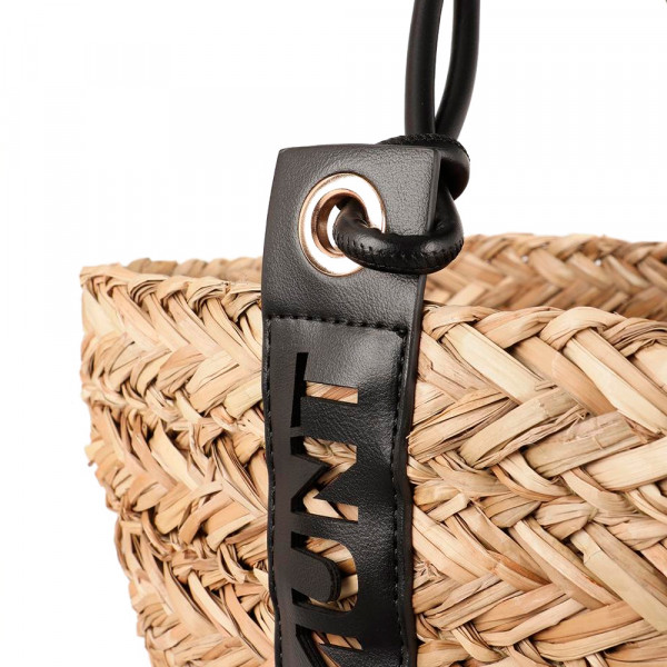 bolso-con-logo-en-el-asa-troquelado