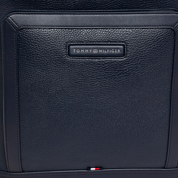 backpack-with-modern-central-design