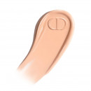 dior-forever-skin-glow-luminous-foundation-holder-i-24-timer-hydrering-i-48-timer-tredobbeltvirkende-behandling-spf-25