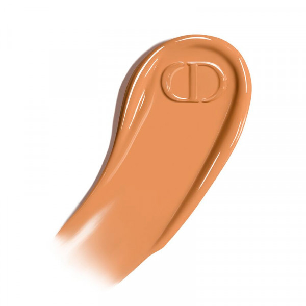 dior-forever-skin-glow-luminous-foundation-holder-i-24-timer-hydrering-i-48-timer-tredobbeltvirkende-behandling-spf-25