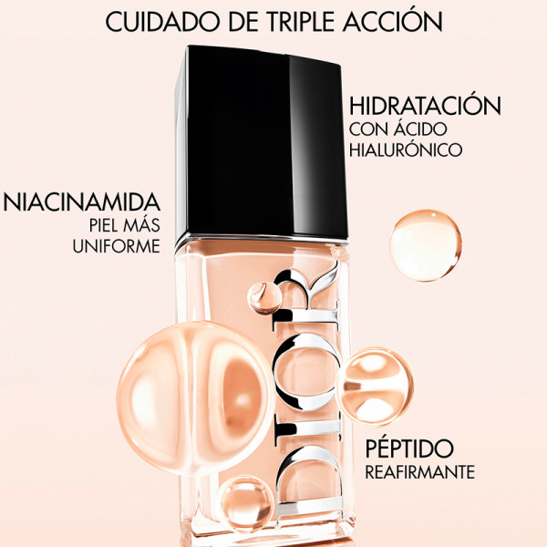 dior-forever-skin-glow-luminous-foundation-holder-i-24-timer-hydrering-i-48-timer-tredobbeltvirkende-behandling-spf-25