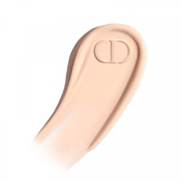 dior-forever-skin-wear-naturalny-matujacy-podklad-w-kompakcie-dlugotrwaly-24-godzinny-odporny-na-rozmazywanie-potrojne-d