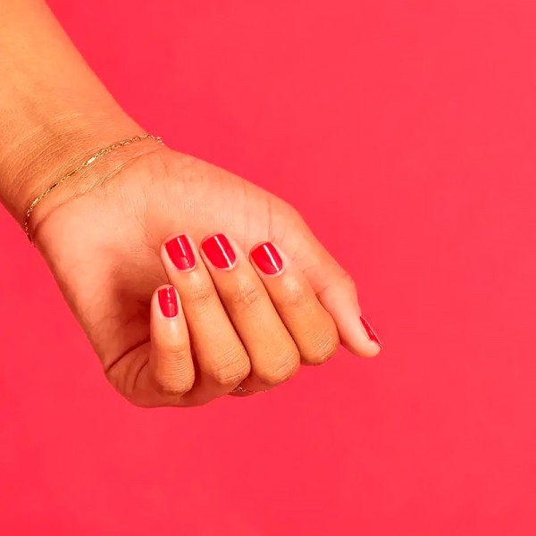 unendlicher-glanz-niederlandische-tulpen-nagellack