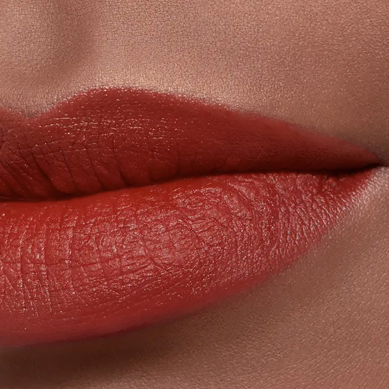 rouge-allure-velvet-limited-edition-the-luminous-velvet-lipstick