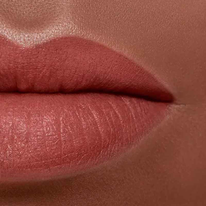 rouge-allure-velvet-limited-edition-the-luminous-velvet-lipstick