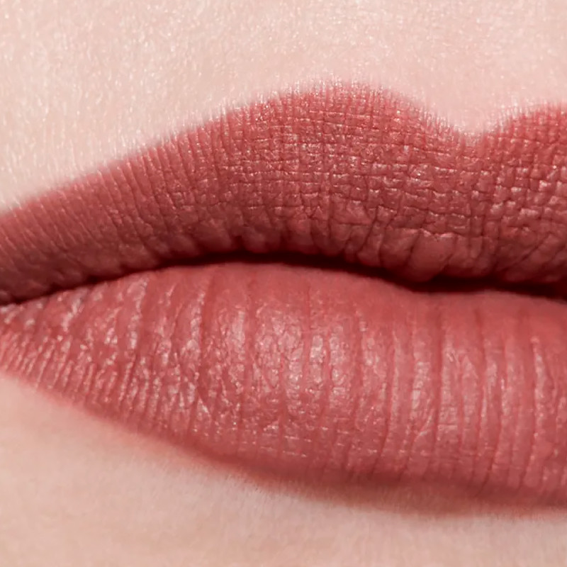 rouge-allure-velvet-limited-edition-the-luminous-velvet-lipstick