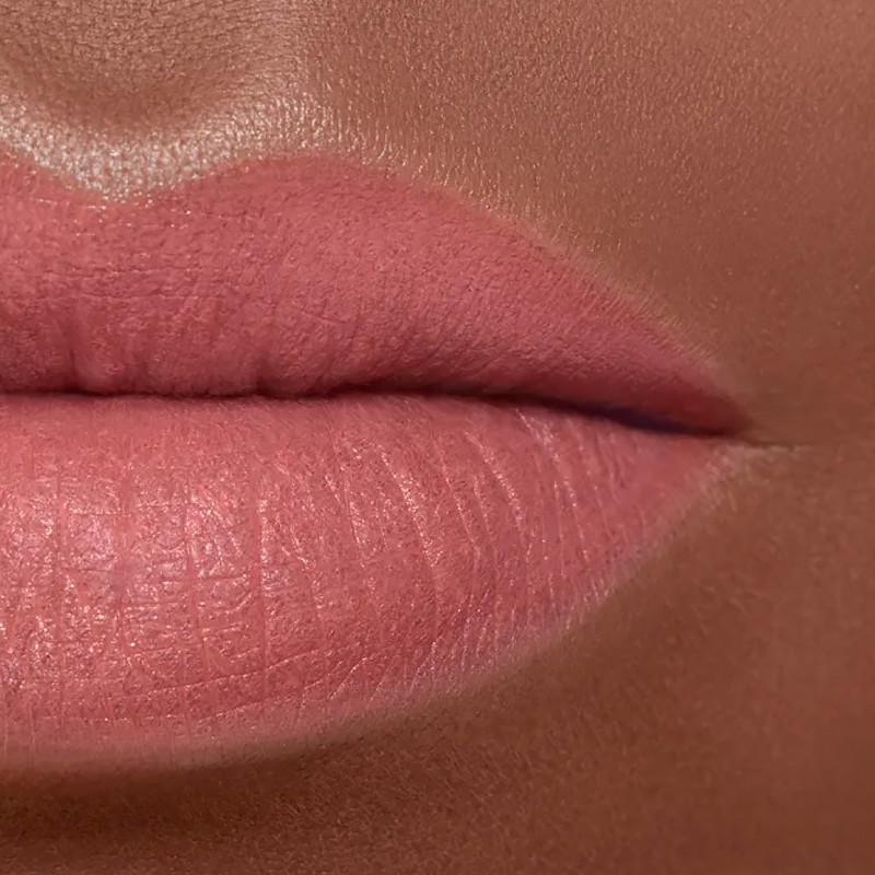 rouge-allure-velvet-limited-edition-the-luminous-velvet-lipstick