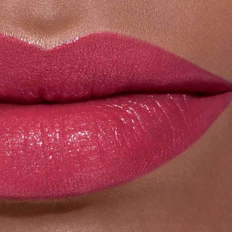 rouge-coco-long-lasting-satin-lipstick-moisturizing-and-smoothing-treatment