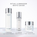 white-caviar-light-infusion-essence-esencia-iluminadora-e-hidratante