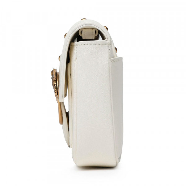 liebe-eine-umhangetasche-mit-einer-tasche