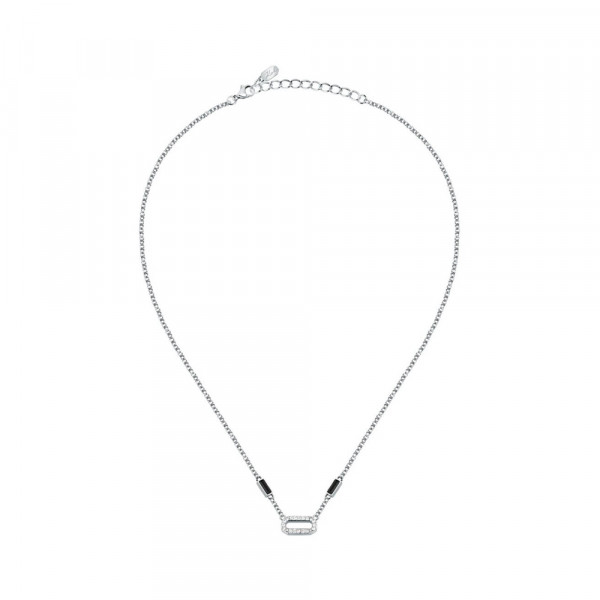 necklace-with-crystals