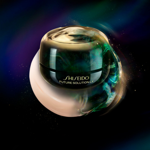 future-solution-lx-eye-care-set