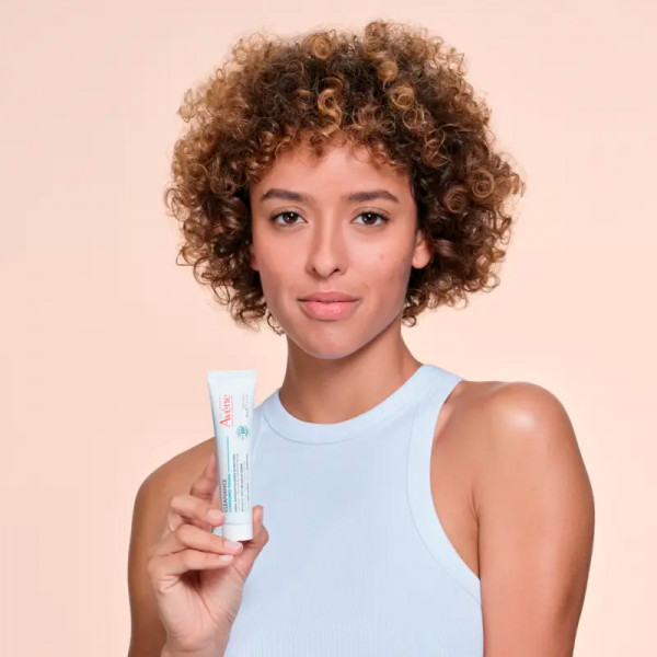 cleanance-comedomed-peeling-creme-intensive-pour-les-poussees-d-acne