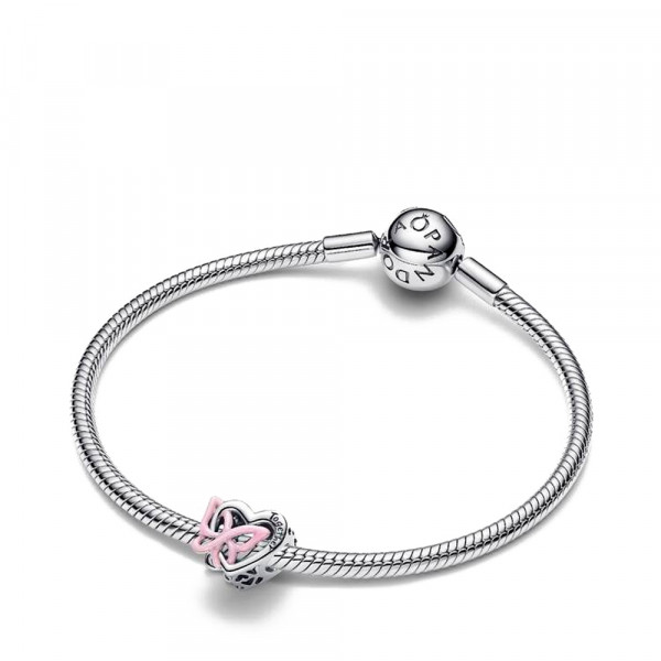 charm-de-corazon-y-mariposa-entrelazados-794475c01