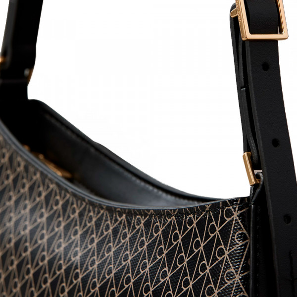 petit-sac-bandouliere-avec-embleme-et-logo-enduits