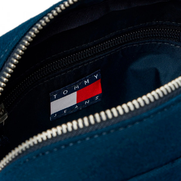 reporter-universitario-ousado