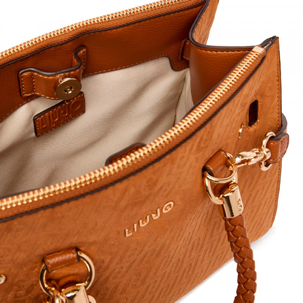 sac-a-main-en-faux-daim