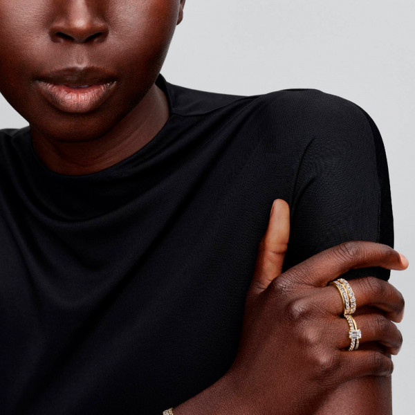 anillo-halo-rectangular-brillante