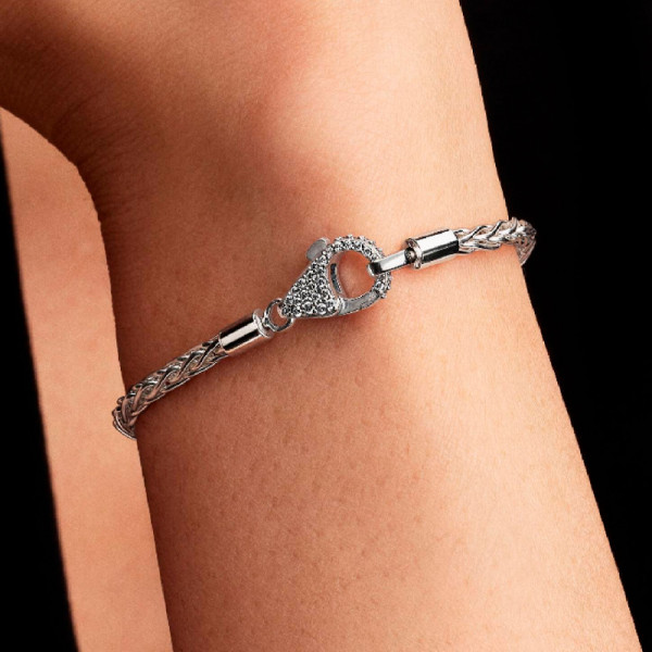 moments-bracelet-herringbone-chain-with-pave-clasp-594462c01
