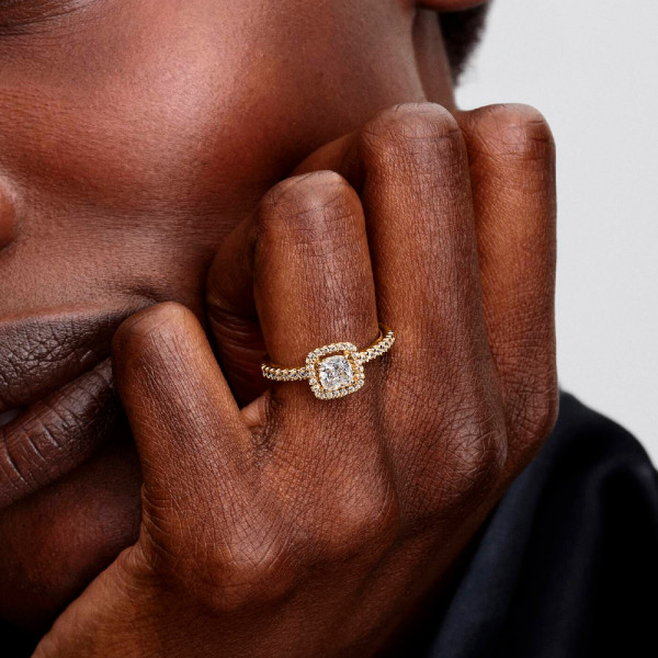 shiny-square-transparent-halo-ring-163555c01