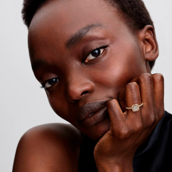 bague-halo-carree-transparente-brillante-163555c01