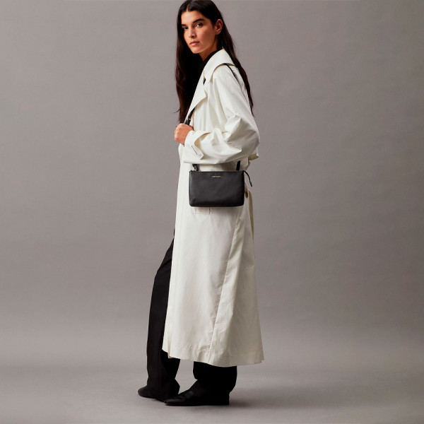 bax-must-crossbody-bag