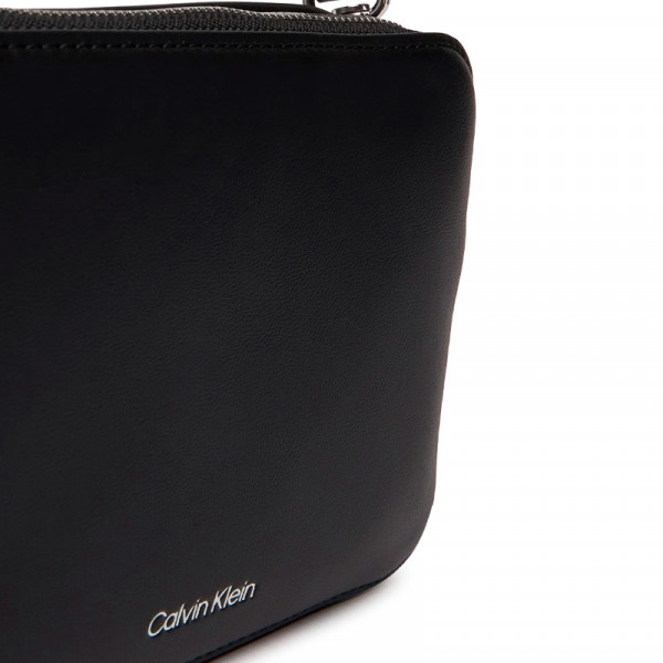 bolso-webbing-double-strap-camera