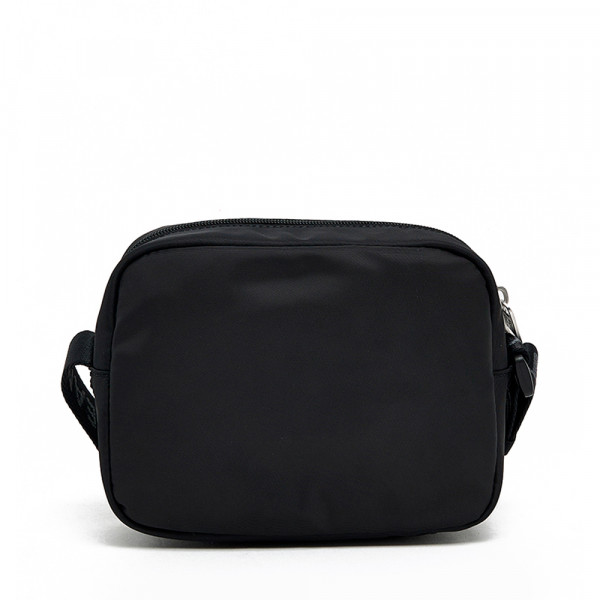 essential-daily-camera-bag