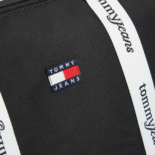 essential-tote-bag-with-inscription