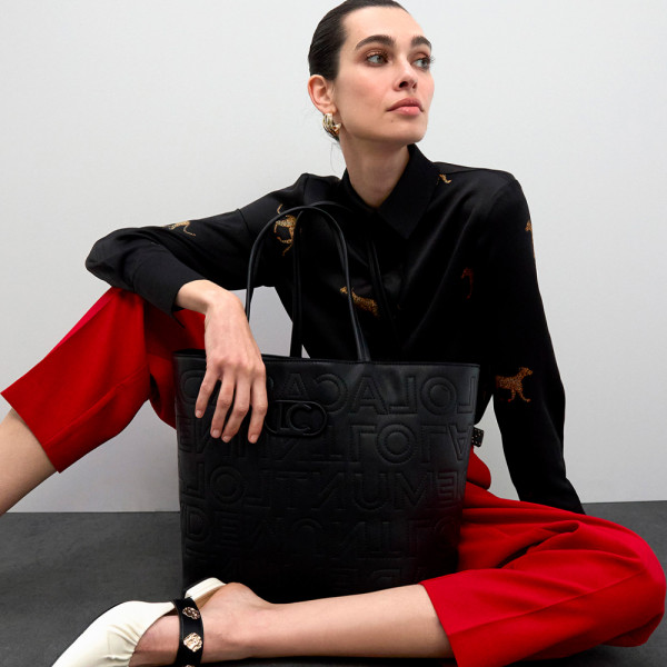 borsa-shopper-destrutturata-con-cuciture-monogramma