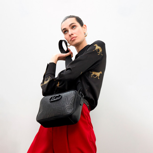 borsa-a-tracolla-con-monogramma-cucito