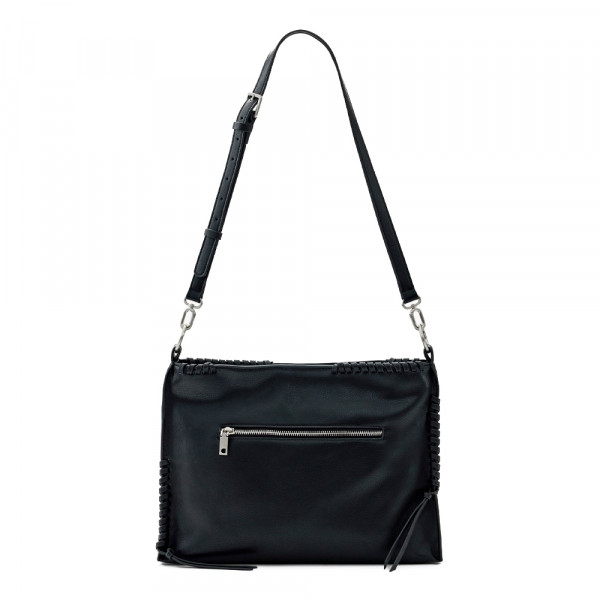 mittelgrosse-tasche-mit-herzanhanger